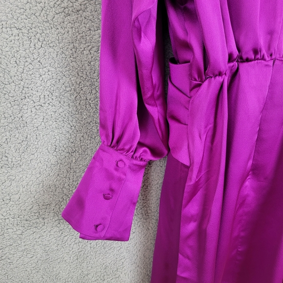 Ellae Lisque Purple Satin Long Sleeve Side Slits Bow Front Dress Women's size L. - Picture 6 of 13